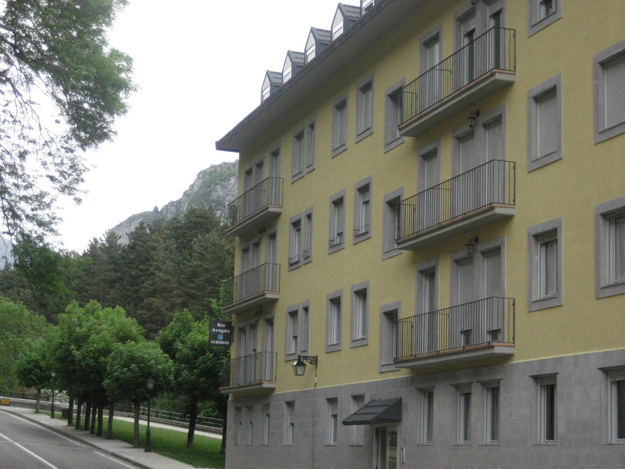 Auberge de jeunesse Turistico Rio Aragon *